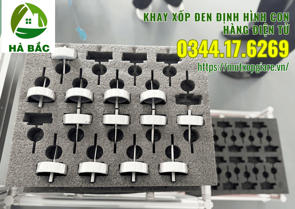 khay-xop-den-dinh-hinh-con-hang-dien-tu-tai-kcn-giang-dien