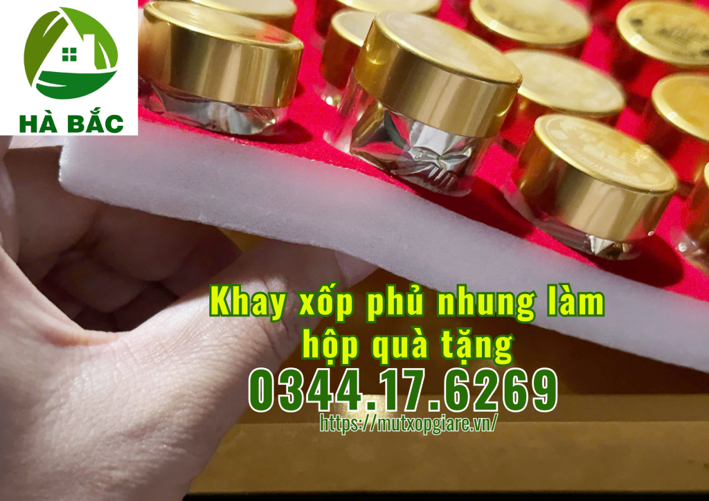 khay-xop-phu-nhung-lam-hop-qua-tang